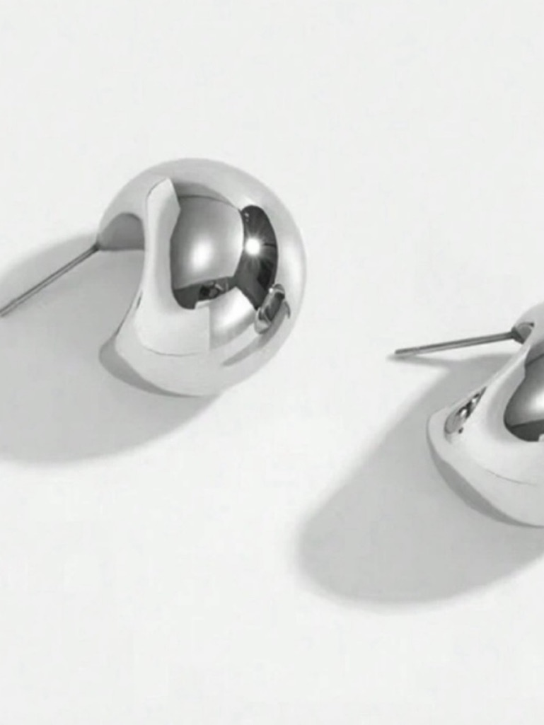 New! Silver Crescent Bulb Lightweight Earrings (1033) Nwot